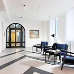 Hilltop Apartments - Grand Gonsiori